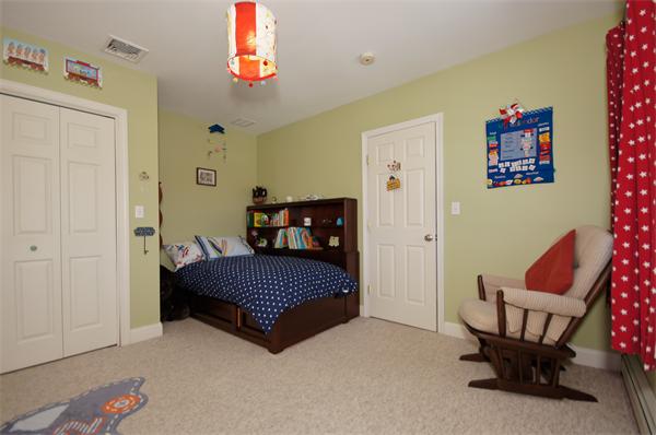 237 Ridge Street Winchester, MA 01890 - Photo 9 of 11