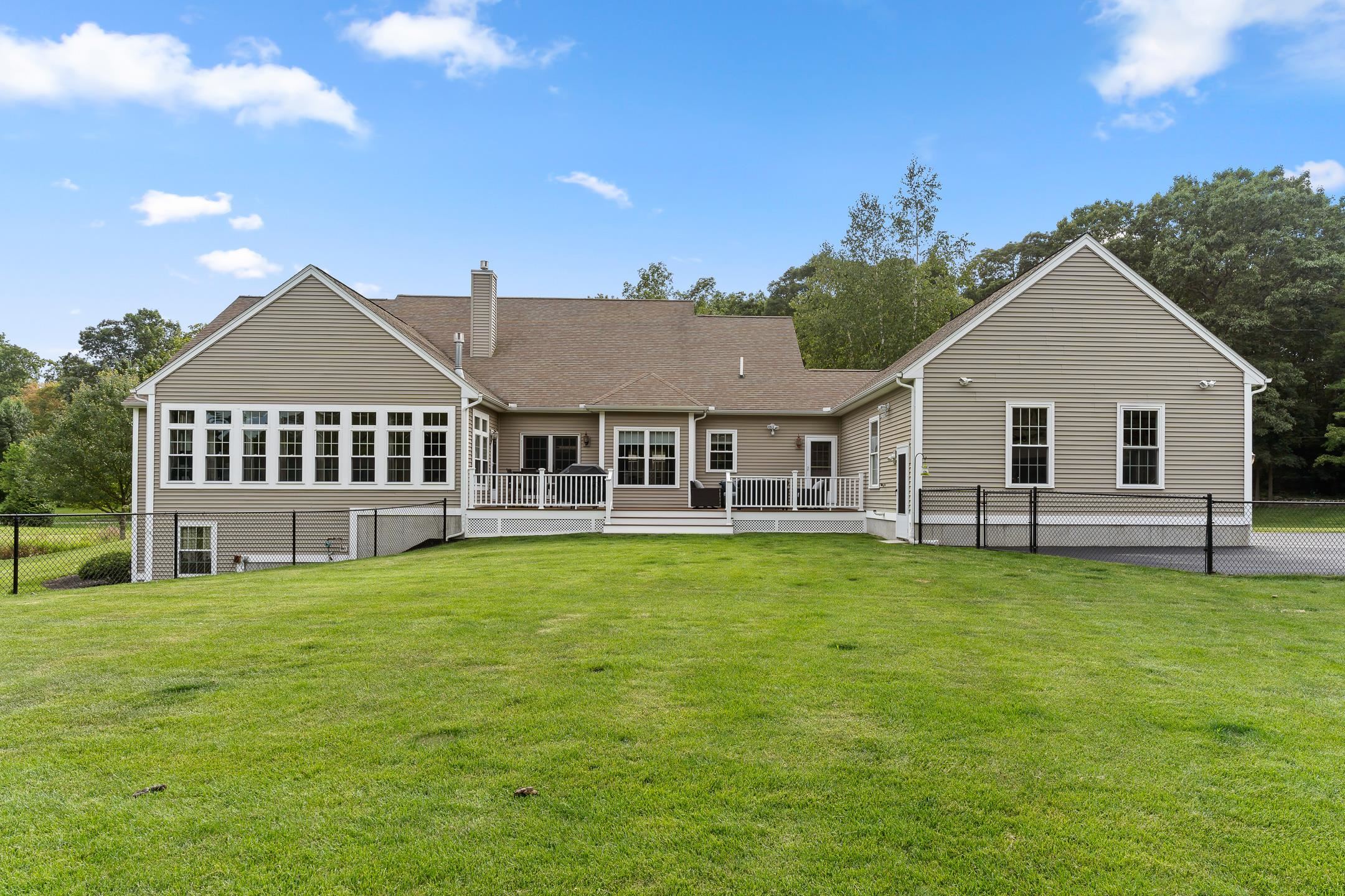 90 North Pepperell Road Hollis, NH 03049 - Photo 34 of 40 Gallery Image 34
