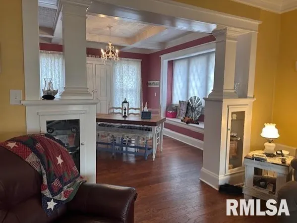 $197,500 | 1450 South Main Street, Jacksonville, IL 62650