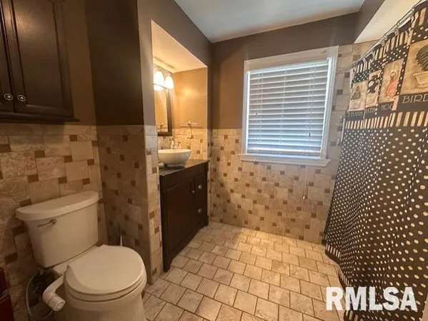 $197,500 | 1450 South Main Street, Jacksonville, IL 62650