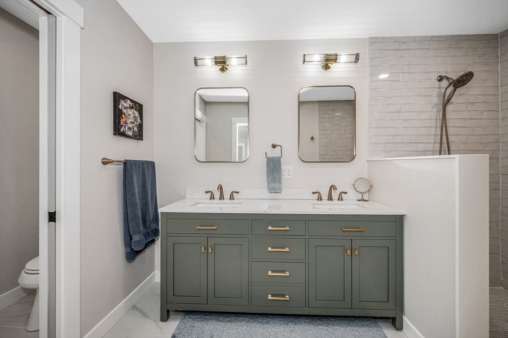 323 Northfield Road Lunenburg, MA 01462 - Photo 17 of 30 Gallery Image 17