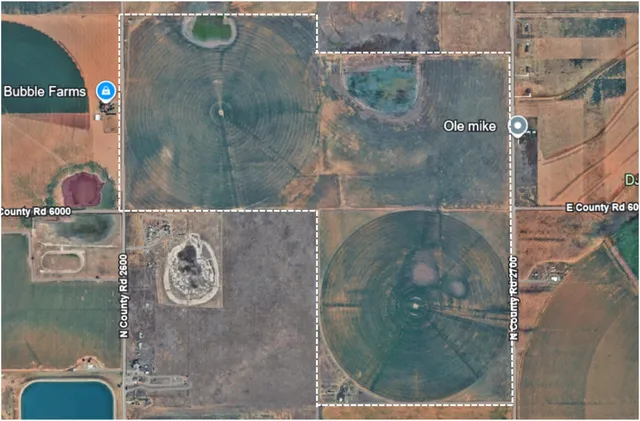 an aerial view of a bathroom