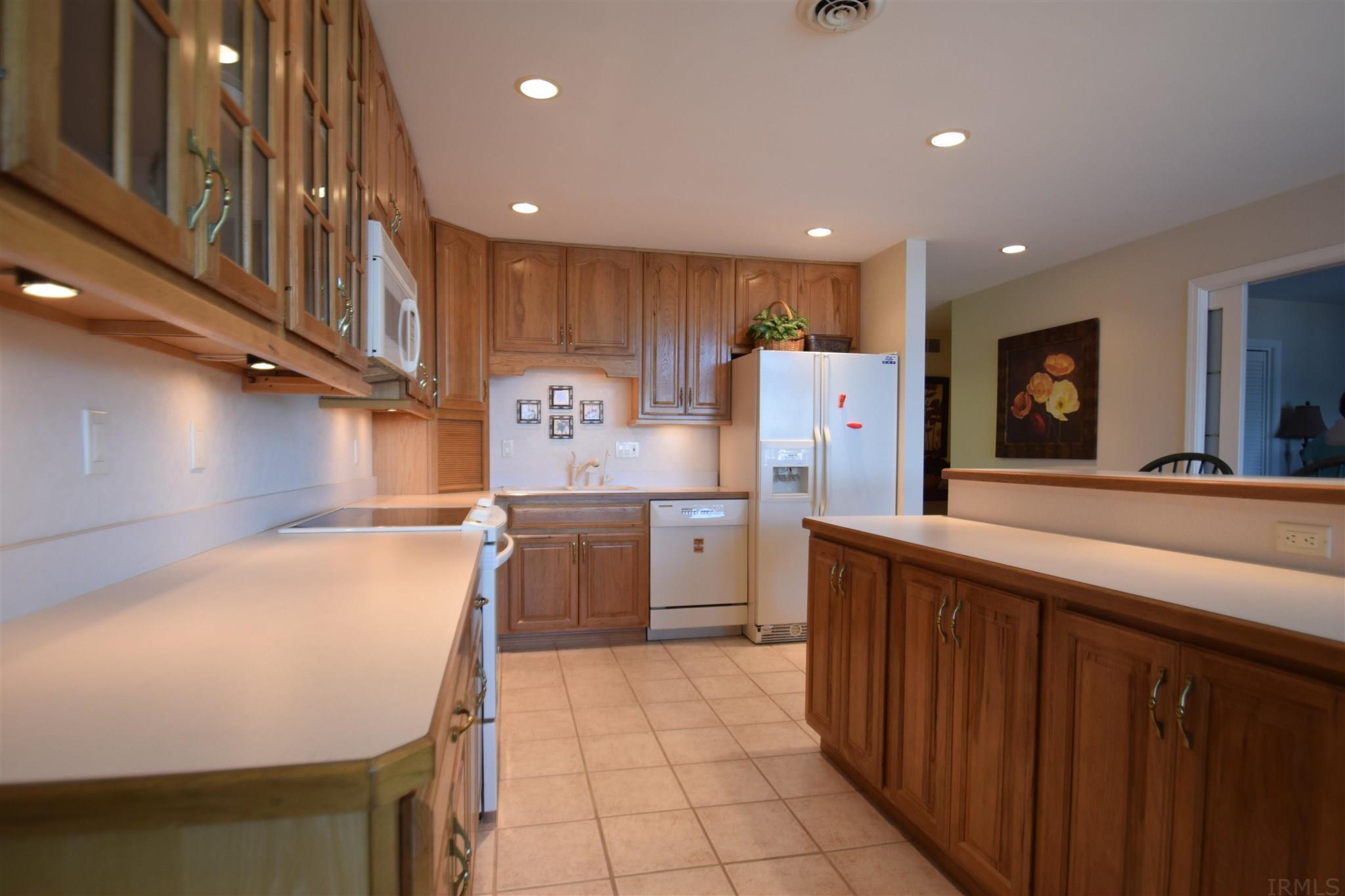 8986 East Hatchery Road, Unit 6 Syracuse, IN 46567 - Photo 11 of 27 Gallery Image 11