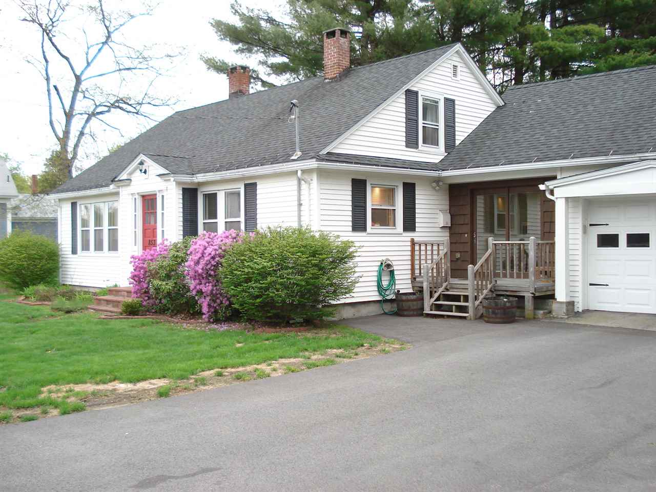 853 Portland Street Rochester, NH 03868 - Photo 1 of 30