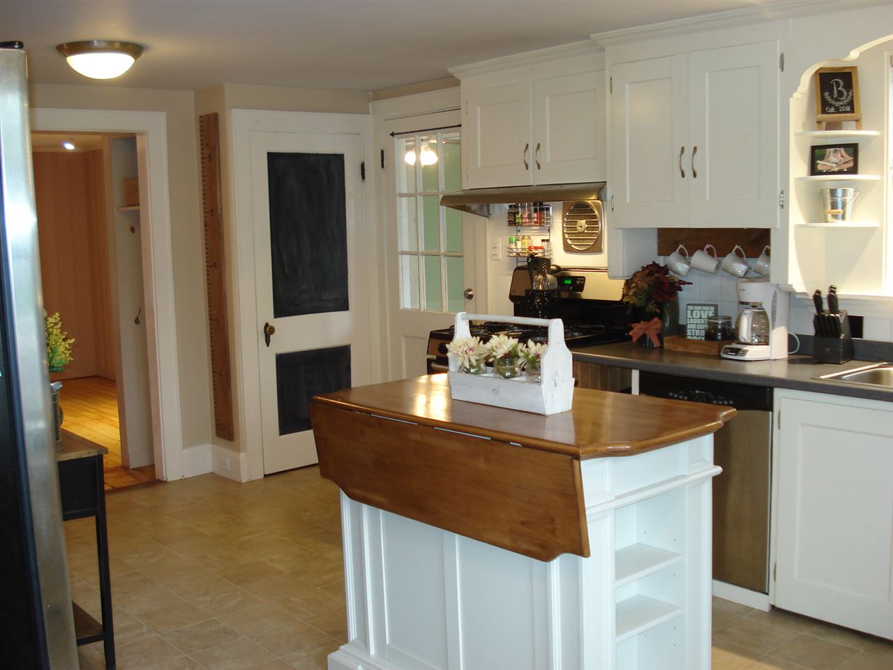 853 Portland Street Rochester, NH 03868 - Photo 11 of 30