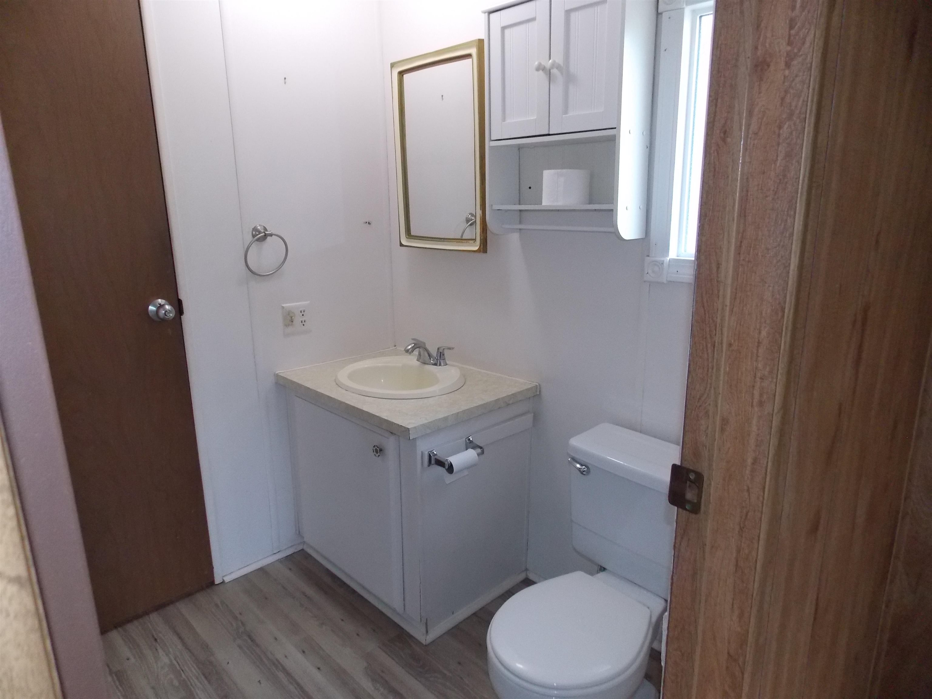 8571 North Seymour Road Flushing, MI 48433 - Photo 19 of 27