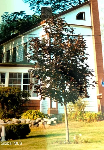 $799,999 | 230 S Road, Stephentown, NY 12018