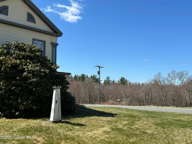 $799,999 | 230 S Road, Stephentown, NY 12018