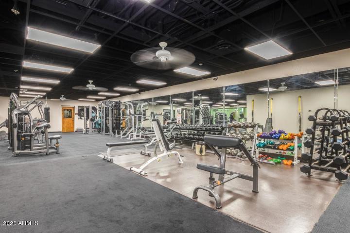 148 West Boca Raton Road Phoenix, AZ 85023 - Photo 32 of 62 MVCC weights