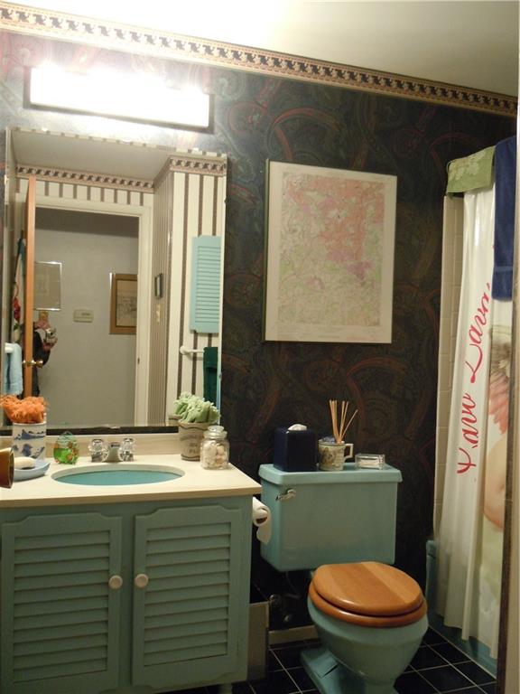 1434 Mayview Road Upper St. Clair, PA 15241 - Photo 11 of 17 Gallery Image 11