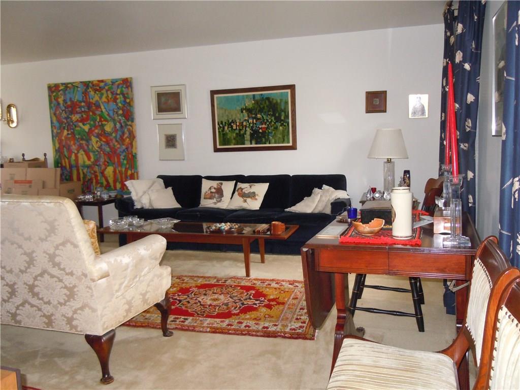 1434 Mayview Road Upper St. Clair, PA 15241 - Photo 6 of 17 Gallery Image 6
