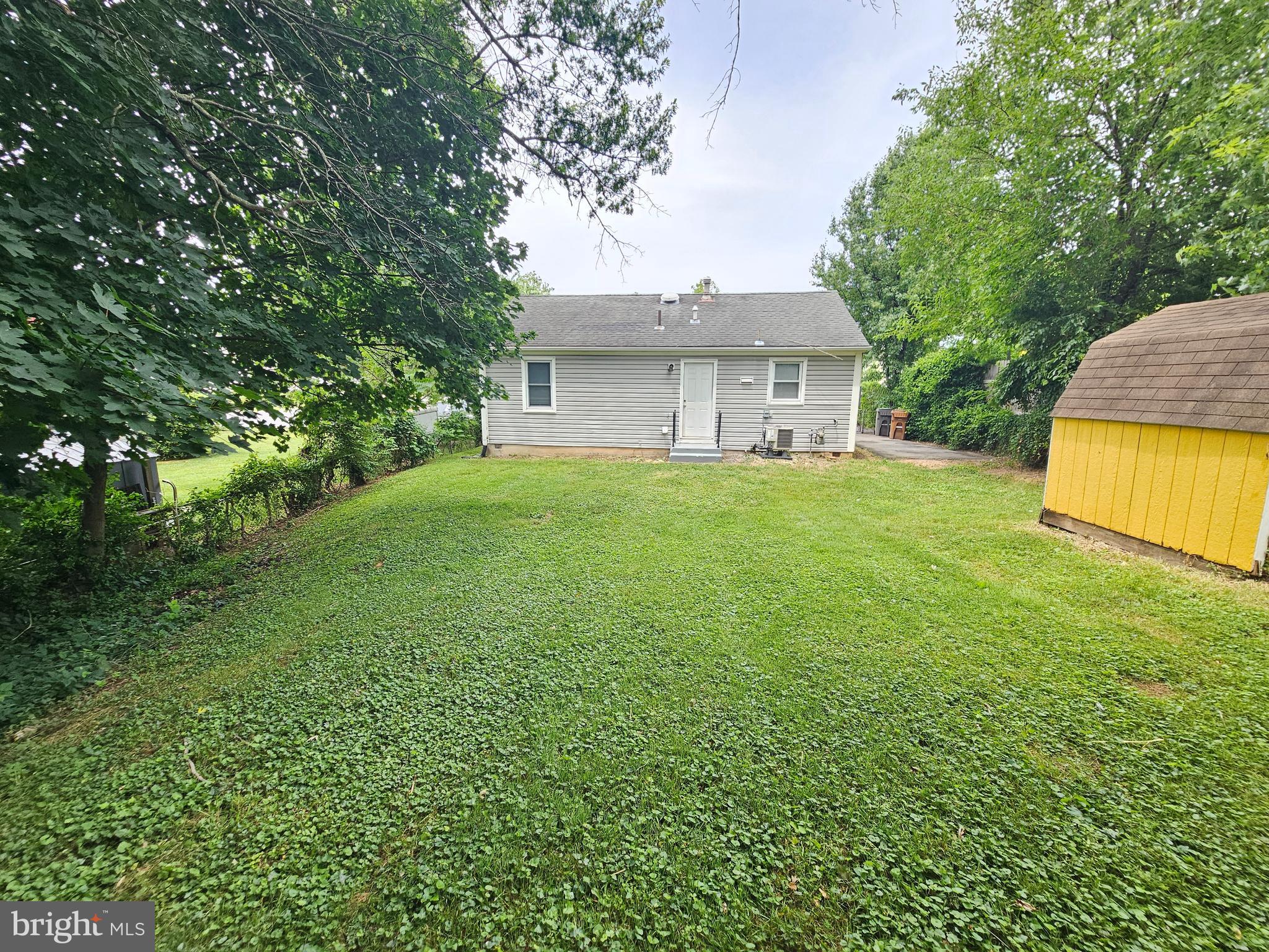 603 Pinewood Road Rockville, MD 20850 - Photo 32 of 32 Exterior Rear