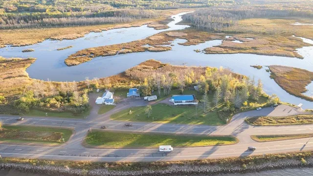 $500,000 | 30995 U.S. Rte 2, Ashland, WI 54806