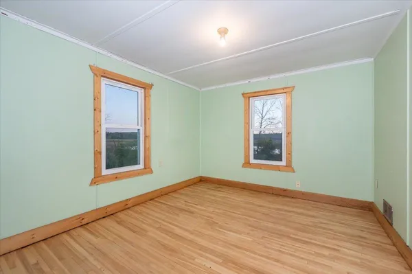 $500,000 | 30995 U.S. Rte 2, Ashland, WI 54806