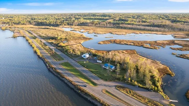 $500,000 | 30995 U.S. Rte 2, Ashland, WI 54806