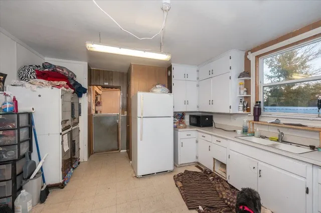 $500,000 | 30995 U.S. Rte 2, Ashland, WI 54806