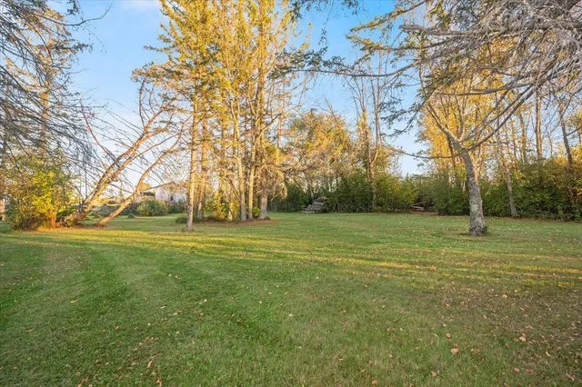 $500,000 | 30995 U.S. Rte 2, Ashland, WI 54806