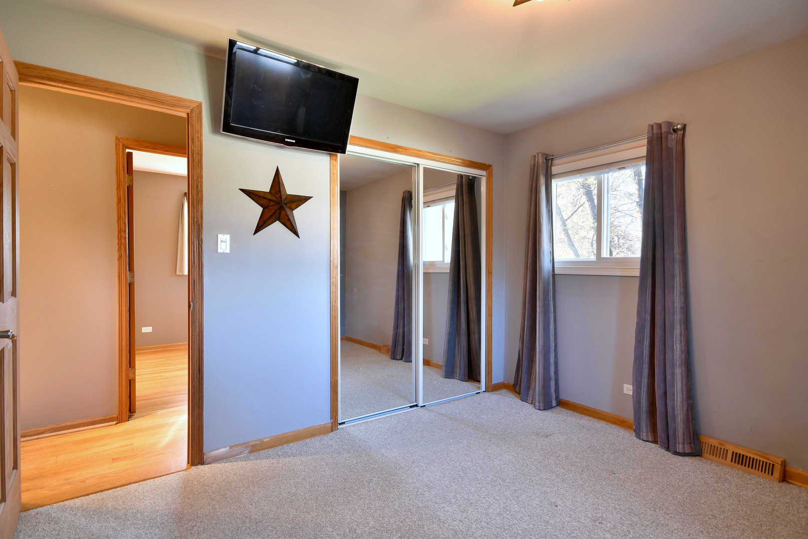 6N306 Baker Drive Itasca, IL 60143 - Photo 16 of 36