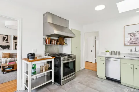 $1,095,000 | 2441 45th Avenue, San Francisco, CA 94116