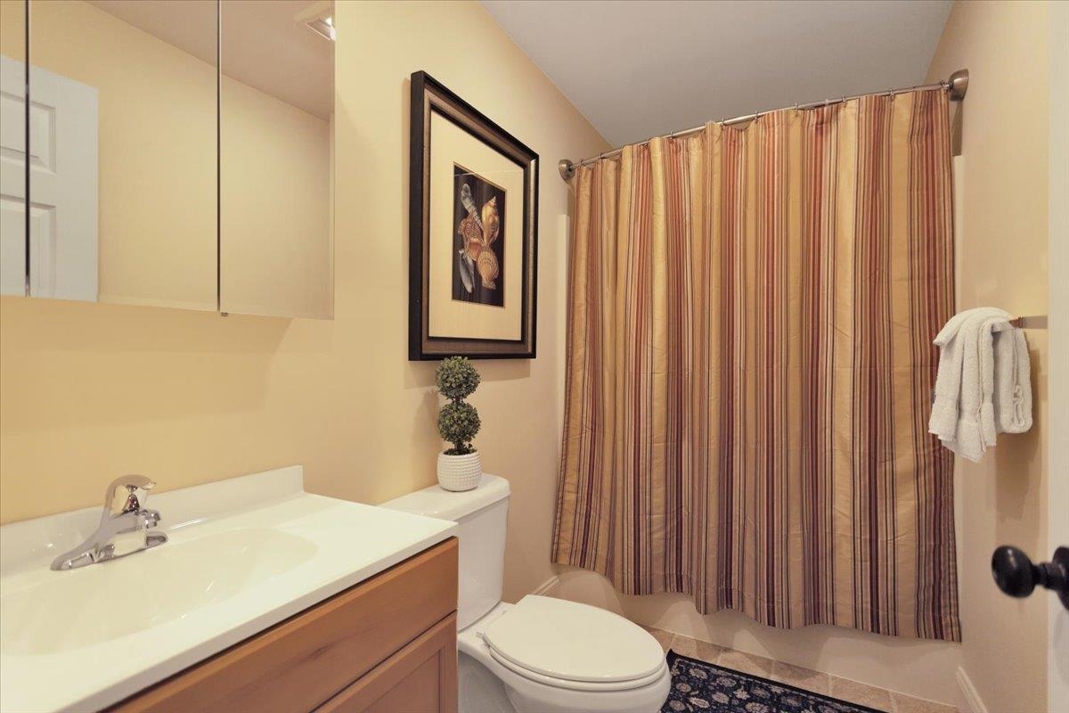 30 Ally Drive Swanton, VT 05488 - Photo 4 of 18