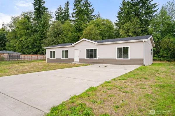 $330,750 | 17 Dry Creek, Elma, WA 98541