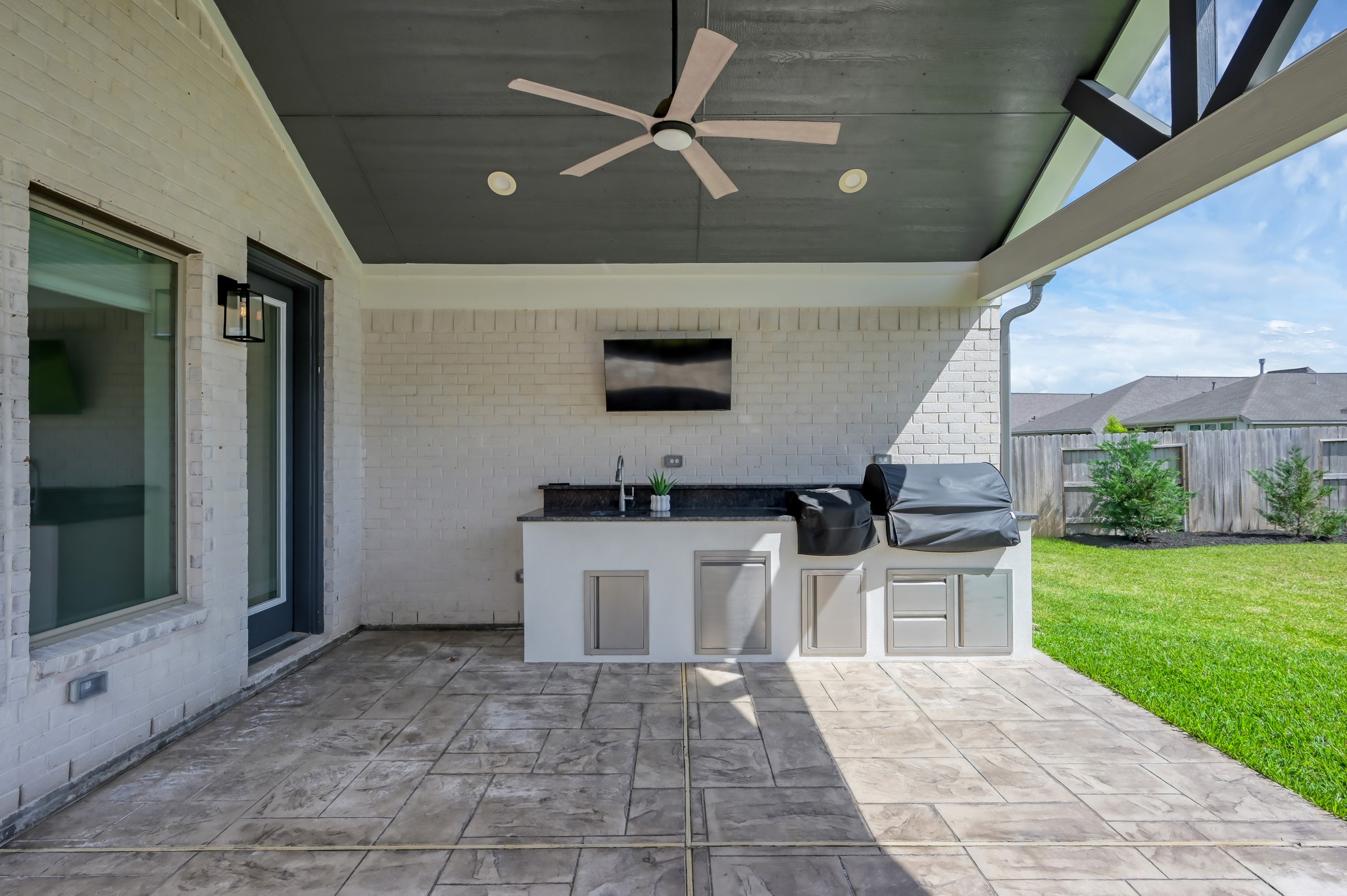 550 Chestnut Reef Court Conroe, TX 77304 - Photo 38 of 46