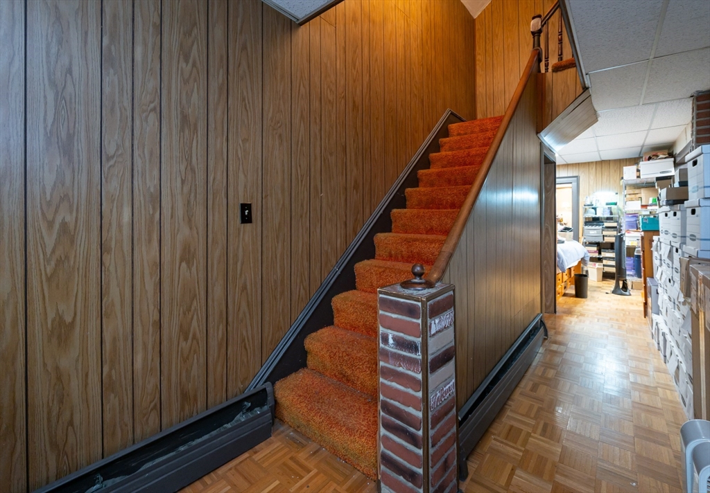 525 Chelmsford Street Lowell, MA 01851 - Photo 15 of 41 a view of entryway