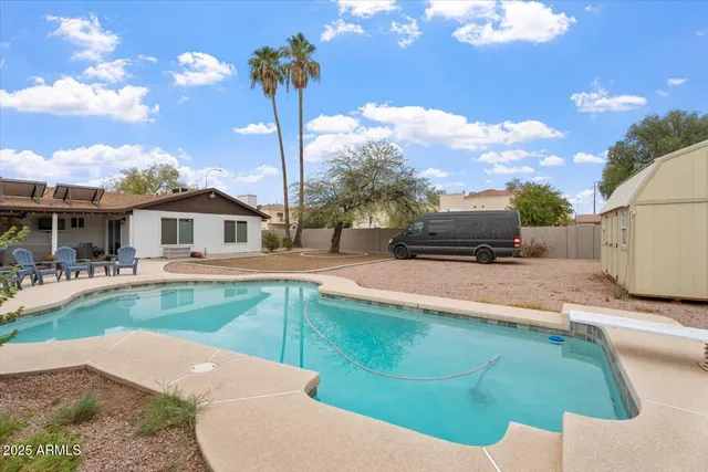 $499,900 | 932 West Julie Drive, Tempe, AZ 85283