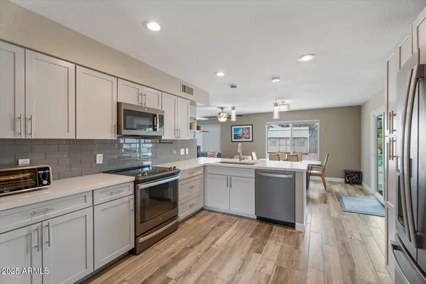 $499,900 | 932 West Julie Drive, Tempe, AZ 85283