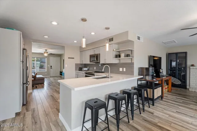 $499,900 | 932 West Julie Drive, Tempe, AZ 85283