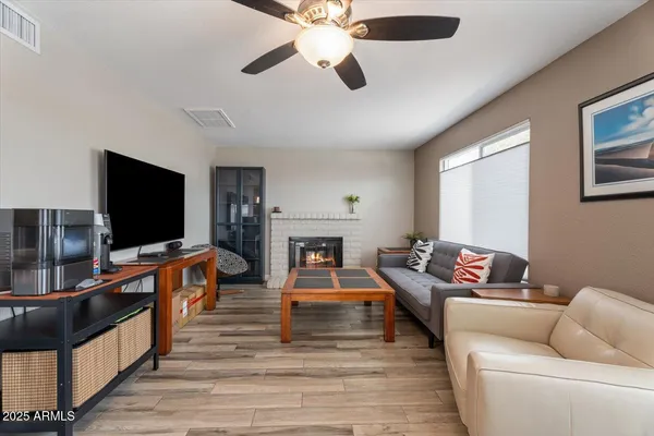 $499,900 | 932 West Julie Drive, Tempe, AZ 85283