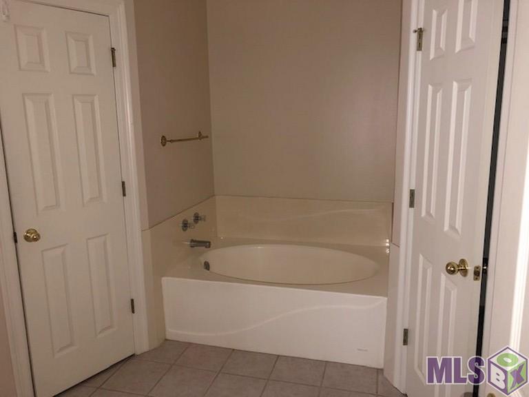208 Edgehaven Drive Baton Rouge, LA 70810 - Photo 10 of 16