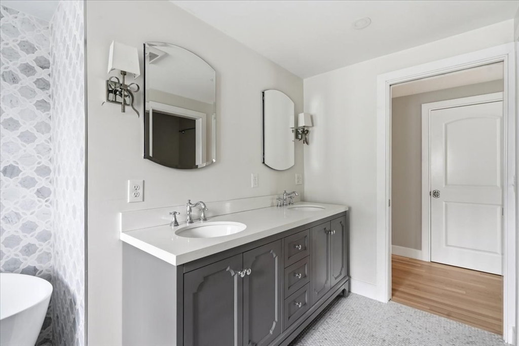 141 Wompatuck Road Hingham, MA 02043 - Photo 19 of 41