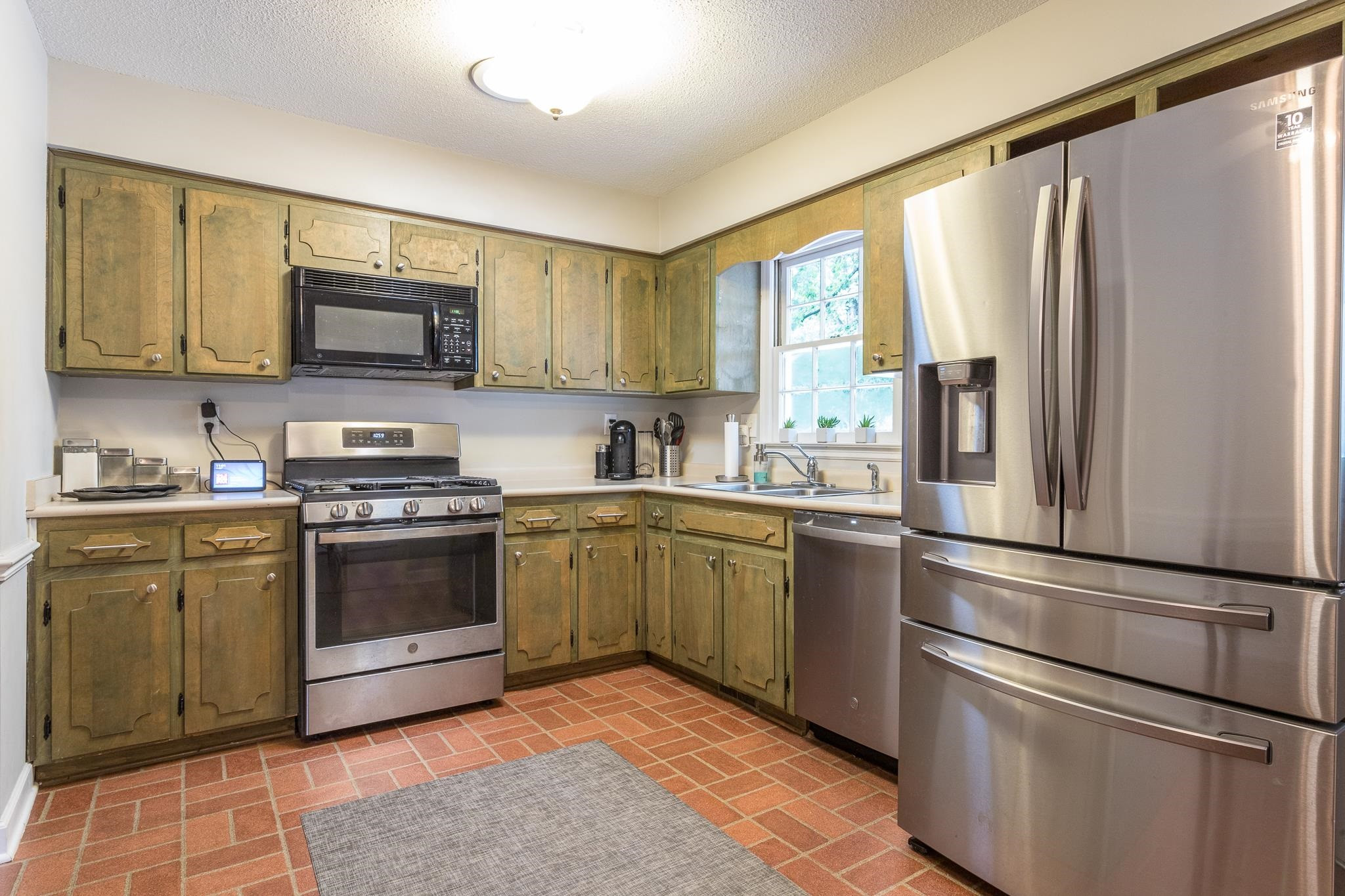 7600 Fiesta Way Raleigh, NC 27615 - Photo 6 of 19 Photo 6