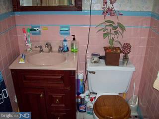 5242 Rorer Street Philadelphia, PA 19120 - Photo 4 of 6