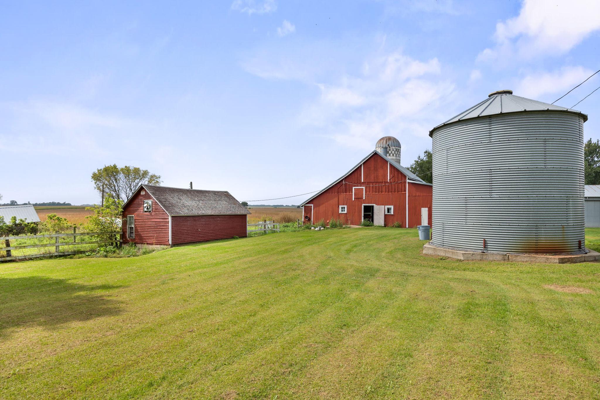62945 230th Street Litchfield, MN 55355 - Photo 21 of 37