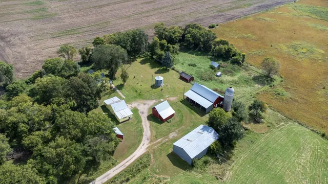 $450,000 | 62945 230th Street, Litchfield, MN 55355