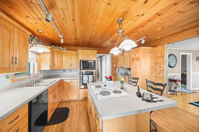 $450,000 | 62945 230th Street, Litchfield, MN 55355