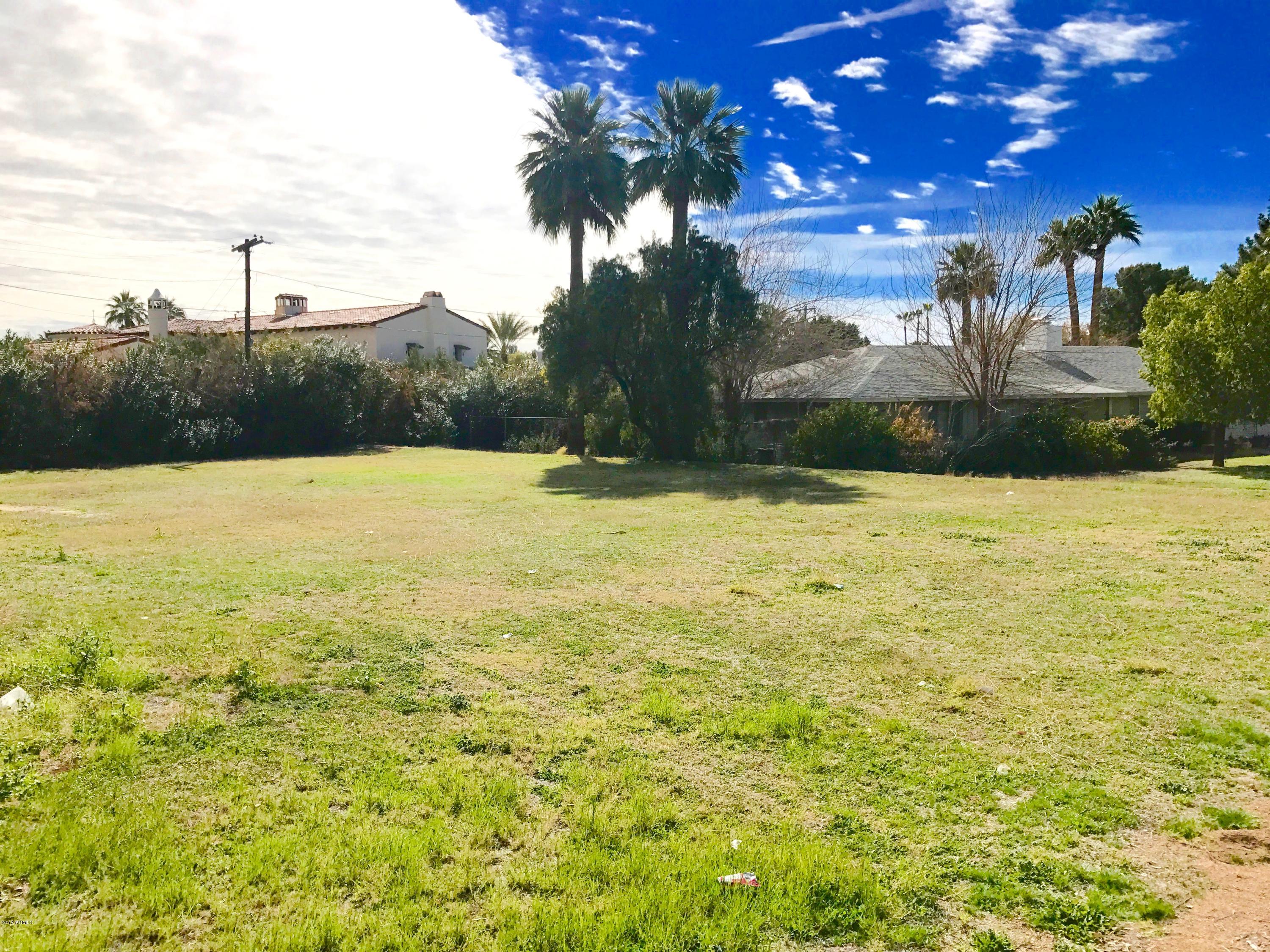 4967 East Camelback Road Phoenix, AZ 85018 - Photo 2 of 8 IMG_8978