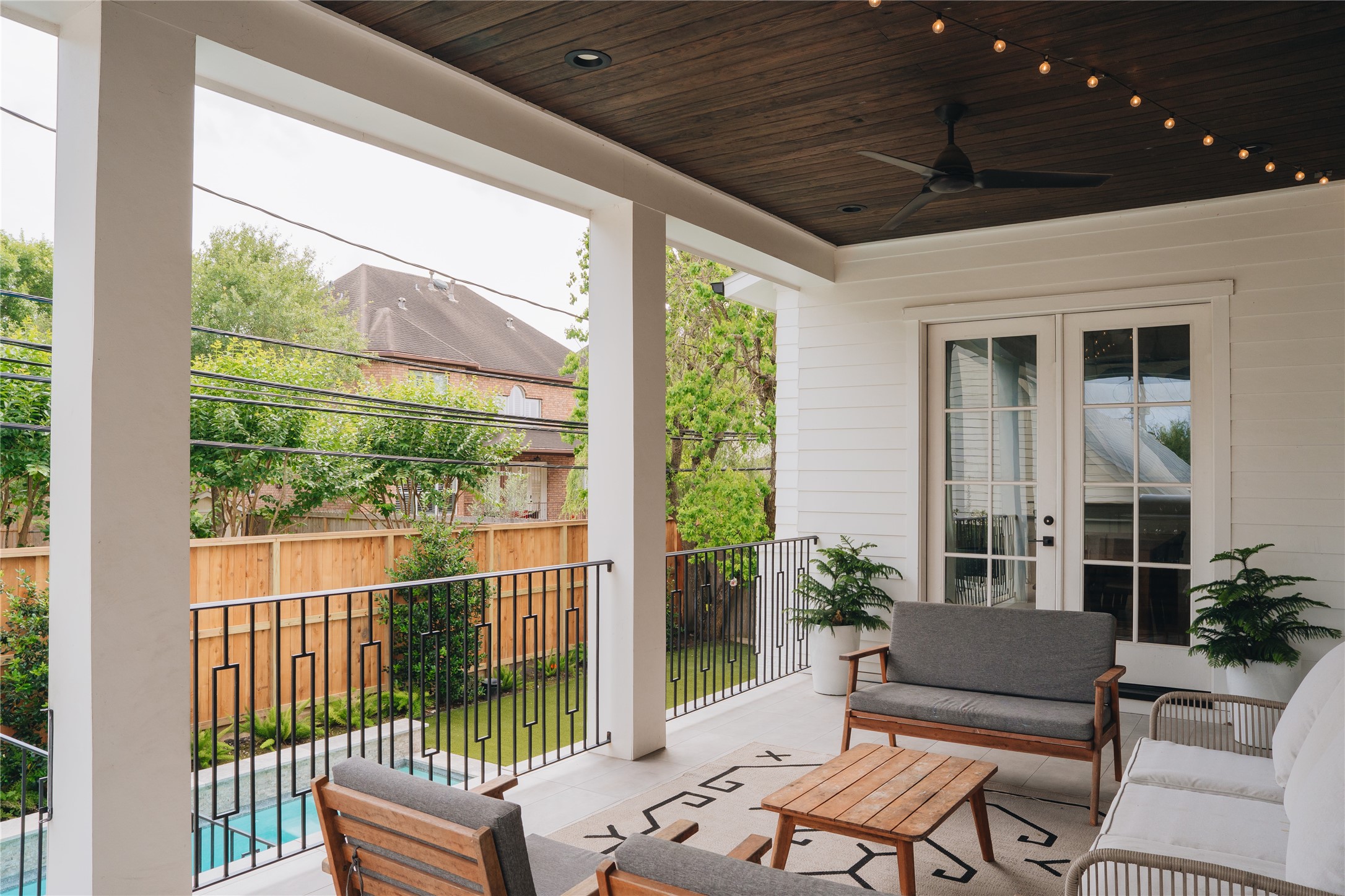 3817 Aberdeen Way Houston, TX 77025 - Photo 41 of 45 Relax in this space with views of your pool!