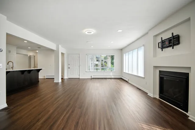 $399,999 | 2207 5th Avenue Northwest, Austin, MN 55912