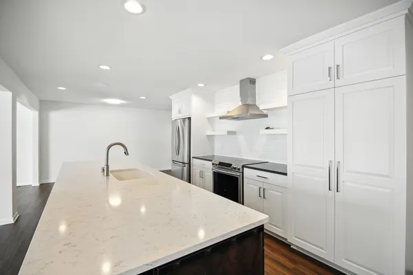 $399,999 | 2207 5th Avenue Northwest, Austin, MN 55912