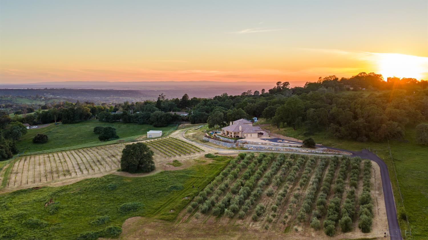 2385 Bald Hill Road Auburn, CA 95603 - Photo 1 of 63