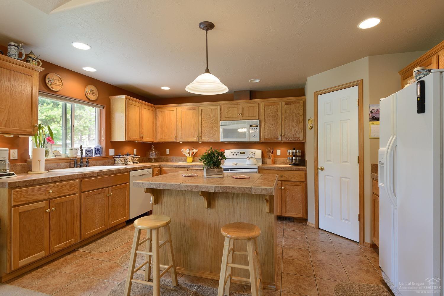 52619 Ammon Road La Pine, OR 97739 - Photo 11 of 23 Additional Photo