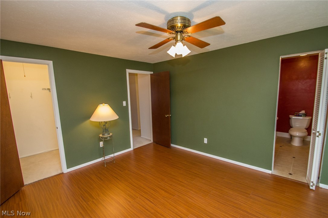 6480 State Road, Unit F17 Parma, OH 44134 - Photo 17 of 31 Master bedroom with bath access