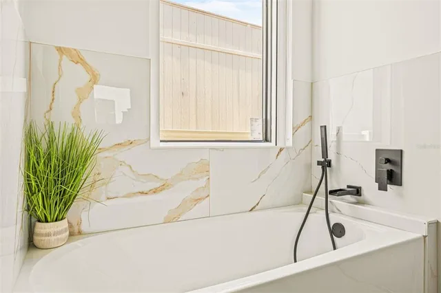 $379,900 | 6410 Quartet Street, Mascotte, FL 34753