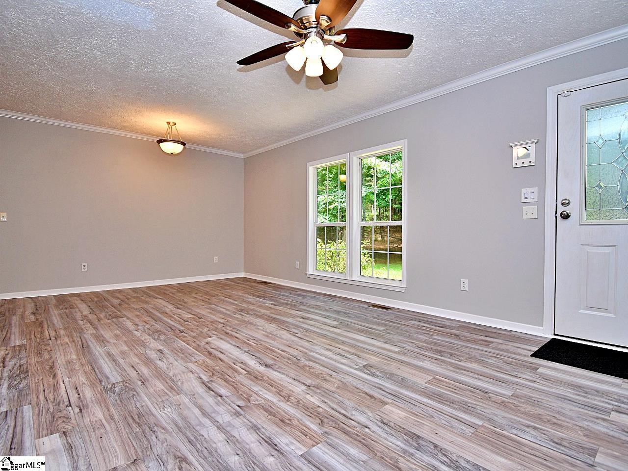 623 Bill Pearson Road Woodruff, SC 29388 - Photo 15 of 36