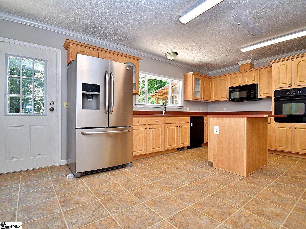 623 Bill Pearson Road Woodruff, SC 29388 - Photo 19 of 36