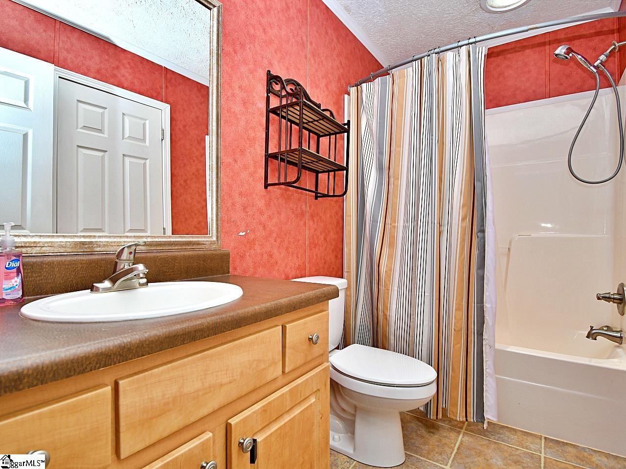 623 Bill Pearson Road Woodruff, SC 29388 - Photo 21 of 36