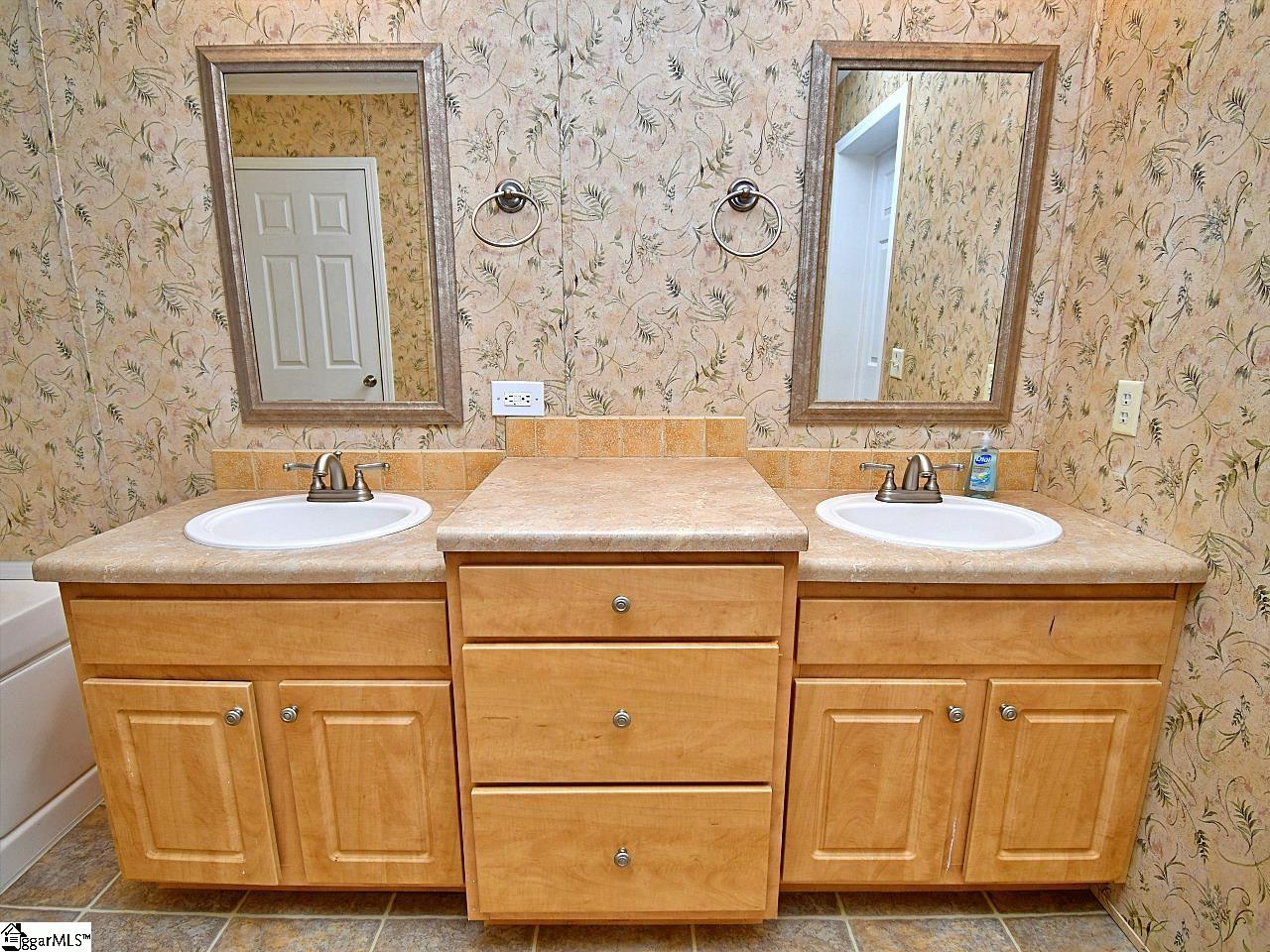 623 Bill Pearson Road Woodruff, SC 29388 - Photo 30 of 36